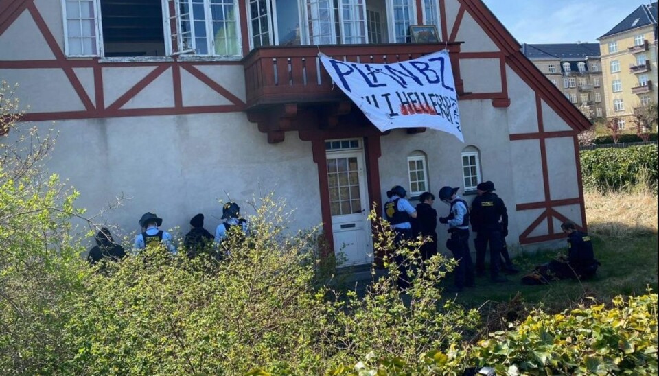 Politiet anholder bz’ere