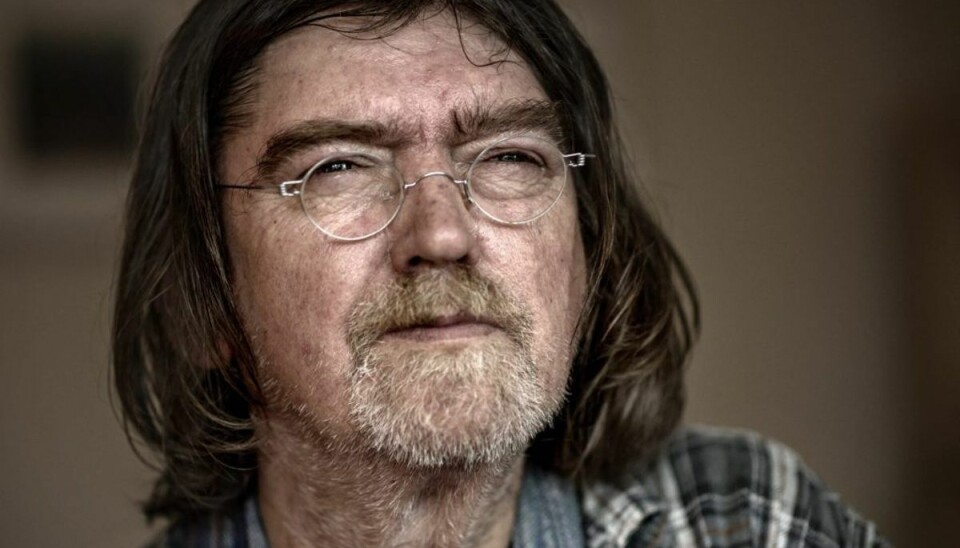 Skål og tillykke Johnny Madsen har i omkring 50 år været i gang med musikken. Men han stryger også gerne penslen og har blandt andet haft kunst til at hænge i Liberal Alliances lokaler på Christiansborg. (Arkivfoto) – Foto: Ida Guldbæk Arentsen/Ritzau Scanpix