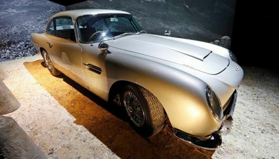 Filminstruktøren Guy Hamilton er død. Han instruerede blandt andet den berømte 007-film “Goldfinger”, som gjorde denne Aston Martin berømt. Foto: Benoit Tessier/Reuters