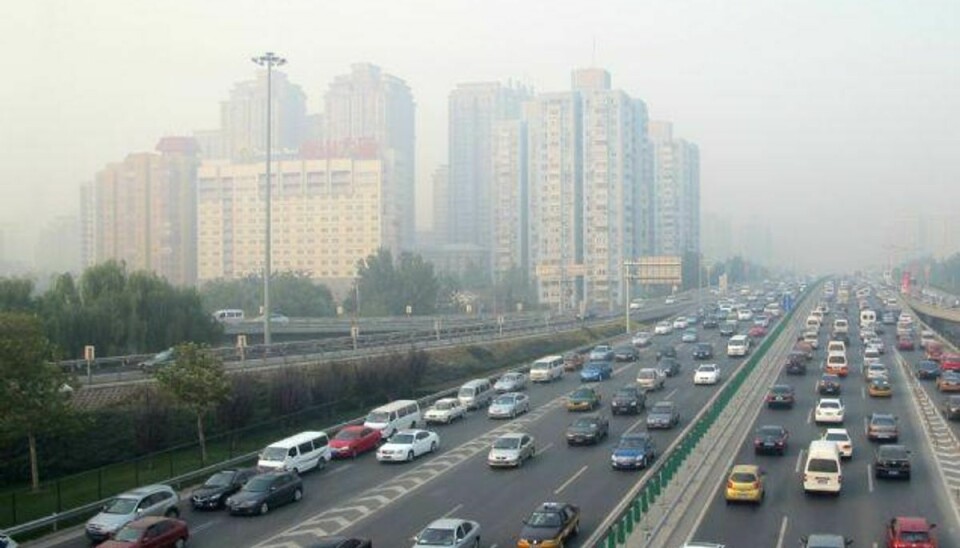 Det er blandt andet bilkørsel, der er med til at gøre luften i storbyer mindre ren. Arkivfoto Foto: Colourbox/Free