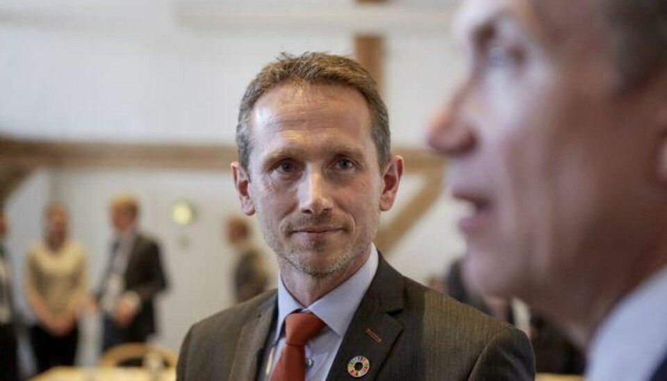 Danmark støtter bekæmpelsen af sult med 630 millioner Udenrigsminister Kristian Jensen (V) har underskrevet aftale, som betyder, at Danmark støtter FN’s fødevareprogram (WFP) med 630 millioner kroner i årene 2017-19. Foto: Michael Bothager/Scanpix
