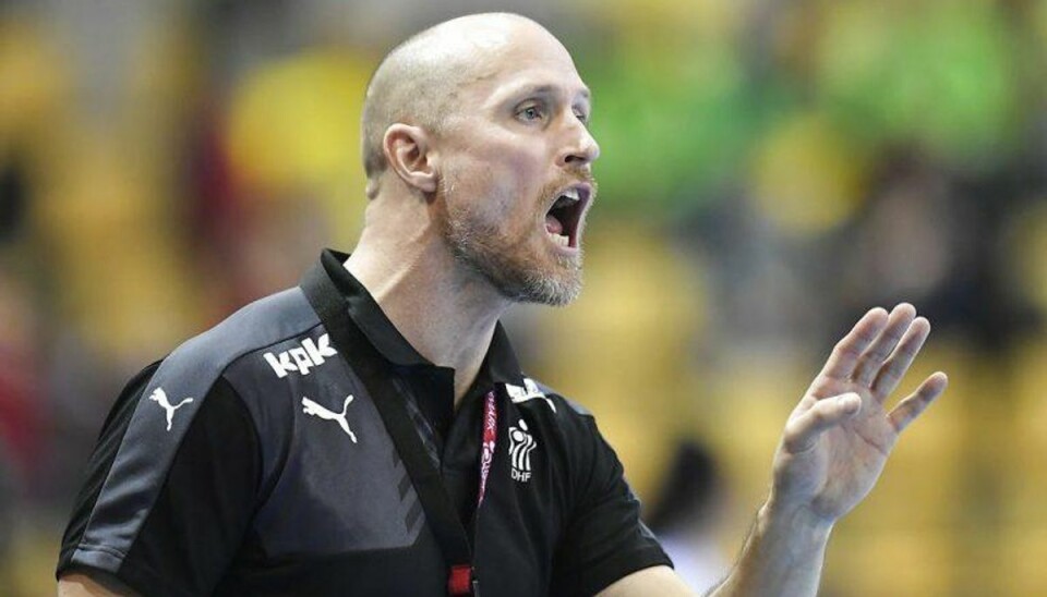 Kvindelandsholdet giver hård kritik af Klavs Bruun Klavs Bruun Jørgensen får hård kritik af spillerne i evaluering. Foto: Claus Fisker/Scanpix (Arkivfoto)