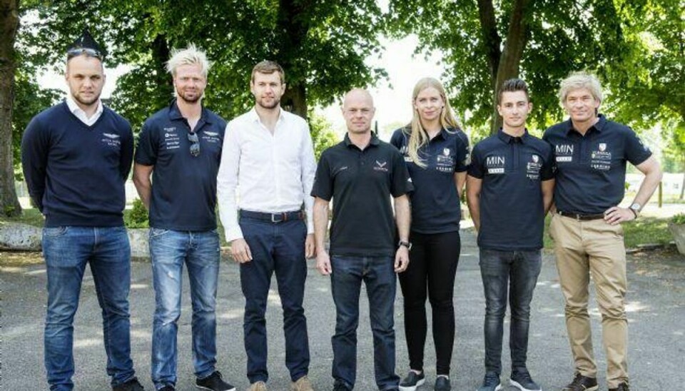 Jan Magnussen (i midten) var mest kendte danske deltager i Le Mans i år. Magnussen kunne dog ikke køre med om sejren i GTE Pro-klassen. Foto: Bax Lindhardt/Scanpix