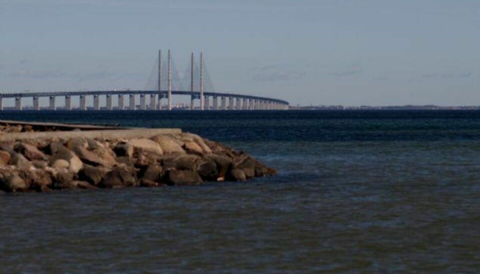 Hverken biler eller cyklister kunne krydse Øresundsbroen mandag morgen. Arkivfoto: Colourbox