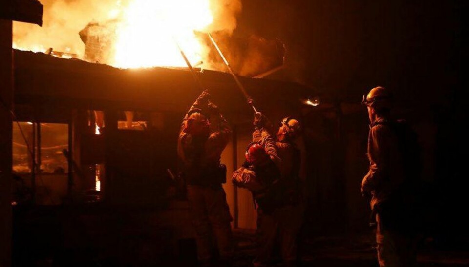 Mand anholdt for at starte storbrand i Californien En mand er anholdt og sigtet for at være bagmanden bag de voldsomme brand, der hærger i delstaten Californien i USA. Derudover sigtes han også for en række andre brande. Foto: Stephen Lam/Scanpix.