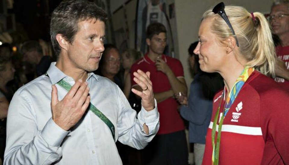 Kronprins Frederik er ikke så imponeret af de brasilianske OL-arrangører. Foto: Jens Nørgaard Larsen/Scanpix Kronprins Frederik er ikke så imponeret af de brasilianske OL-arrangører. Foto: Jens Nørgaard Larsen/Scanpix