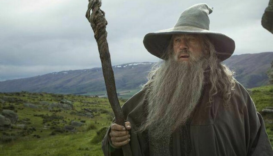 Han kan mange ting, Gandalf fra Ringenes Herre. Han kan banke orker og meget andet, men han siger stop, når han bliver bedt om at vie folk. Foto: Handout/Reuters