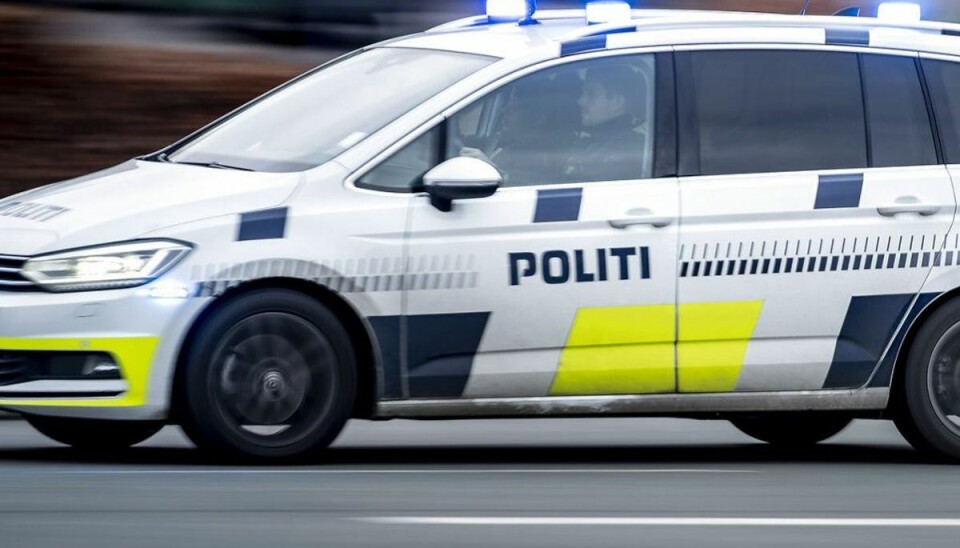 Politiet vil mandag aften sprænge en fundet granat i luften i Pinseskoven på Amager. Foto: Scanpix.