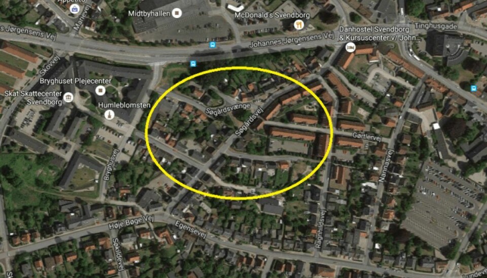 Politiet blev i nat kaldt ud til en adresse på Søgårdsvej i Svendborg. Her havde en mand banket sin kæreste så voldsomt, hun senere er død af sine skader. Foto: Google Maps.