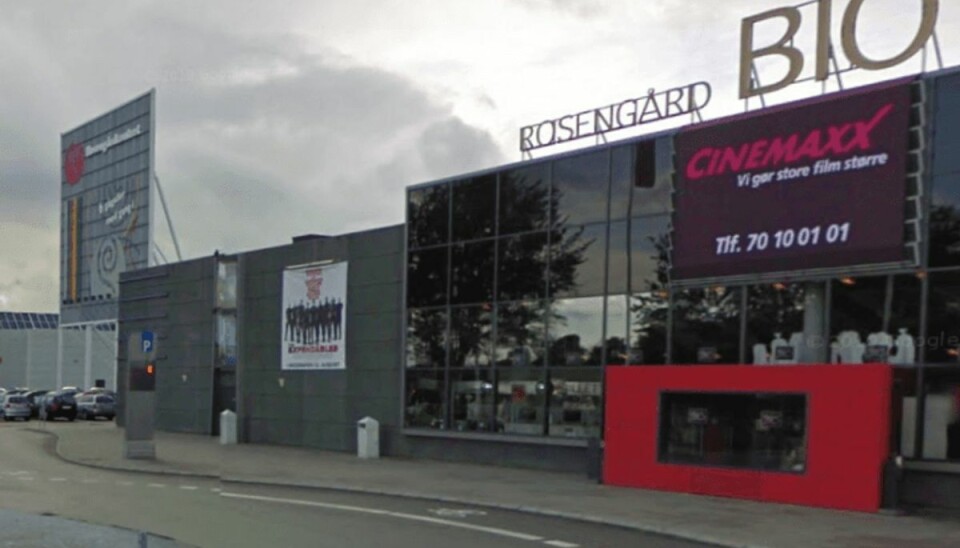 Maskerede mænd skyder efter bil Der blev torsdag aften affyret skud ved Rosengårdscentret i Odense. Foto: Google Street View.