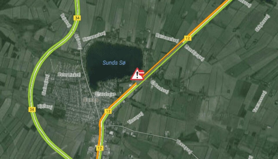 Stikker mand ned med kniv og tvinger ham ind i en bil Det er her på Rute 12 nord for Herning mellem frakørsel Favrholt og Sunds vejen er spærret i begge retninger. Foto: Vejdirektoratet.