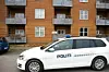 Politi ved boligblokken på adressen Reberbanen 2 i Aabenraa, hvor politiet natten til mandag d. 31 oktober 2016 fandt ligene af mor og to døtre i en fryser. ArkivFoto: Lene Esthave/Scanpix
