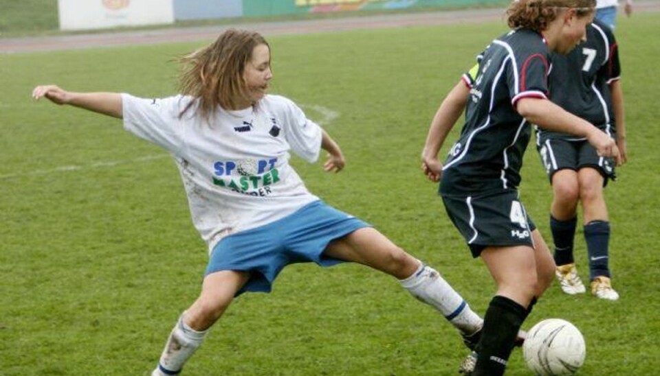 Der er længere mellem børnene på landet end tidligere. Det gør det sværere for idrætsforeningerne at overleve. Resultatet er en landbefolkning, der får for lidt motion. Foto: Flemming Krogh/Scanpix