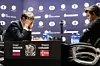 Sergej Karjakin (til venstre) og nordmanden Magnus Carlsen (til højre) duellerer her ved en af de mange VM-partier. Foto: Eduardo Munoz Alvarez/AFP