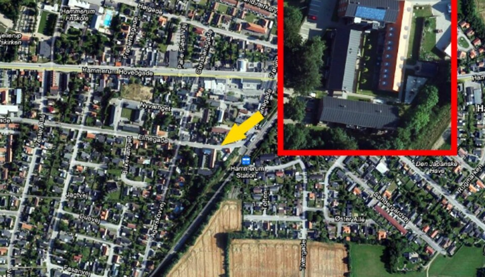 To mænd sigtes for rovmord på 49-årig mand i Hammerum Det var fra denne bygning i Hammerum, at manden blev smidt i døden. Foto: Krak.