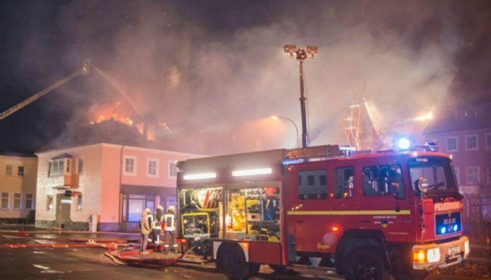 Ti gange hver dag bliver flygtninge angrebet i Tyskland Tyske asylcentre var i 2016 ofte udsat for angreb, viser nye tal (Arkivfoto). Foto: Rico Loeb/AFP