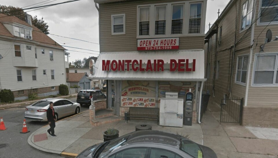 Skyderiet skete på Montclair Deli på Montclair Avenue i Paterson, New Jersey. Foto: Google Streetview Skyderiet skete på Montclair Deli på Montclair Avenue i Paterson, New Jersey. Foto: Google Streetview