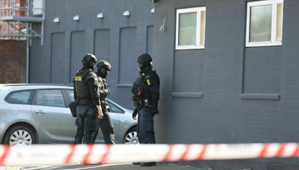Københavns Politi har ransaget Hells Angels klubhus på Amager. Foto: Steven Knap/Droto.dk.