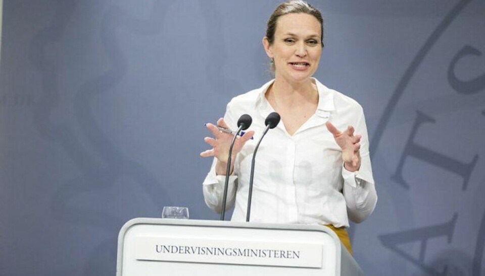 Nyt firma laver unges opgaver: -Det er direkte dumt Undervisningsminister Merete Riisager kalder det dumt at snyde med opgaver. ArkivFoto: Nikolai Linares/Scanpix