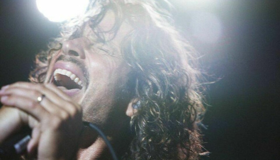 Forsanger Chris Cornell i front ved Soundgardens koncert i Forum, mandag 9. september 2013. Han døde onsdag 17. maj. KLIK og se flere musikere, vi har mistet i 2017, Foto: Erik Refner/Scanpix.