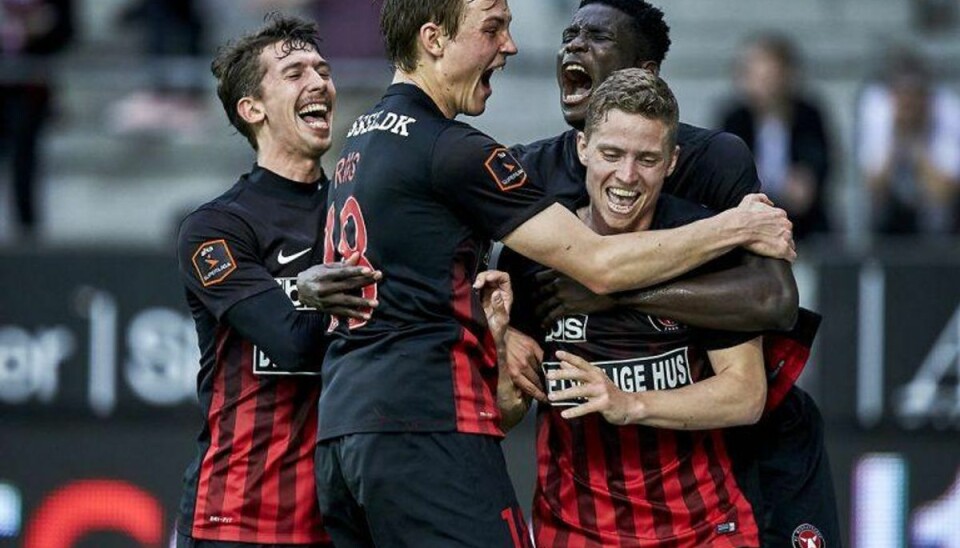 Superliga LIVE: FC Midtjylland jagter bronze FC Midtjylland skal have point på kontoen mod hjemmeholdet FC Nordsjælland, hvis midtjyderne skal holde liv i drømmene om bronze i Superligaen. Arkivfoto: Tony Brøchner/Scanpix.