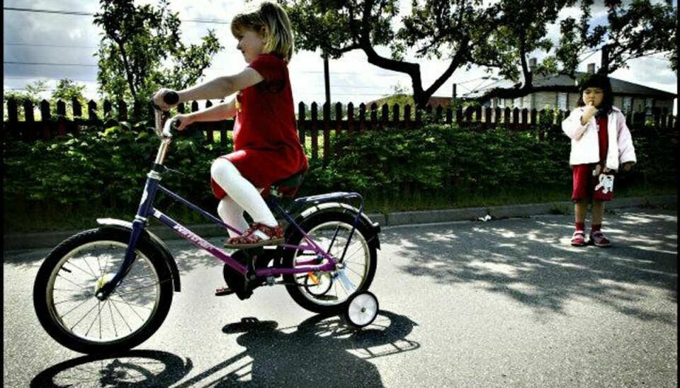Klik igennem galleriet for at få gode råd til at gøre dit barn klar til cykle selv.Foto: Stine Larsen/arkiv/Scanpix