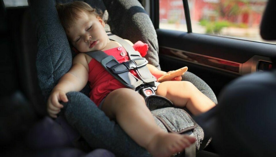 Hvis loven bliver vedtaget, vil en baby måske aldrig mere dø i en varm bil.Arkivfoto: SCANPIX