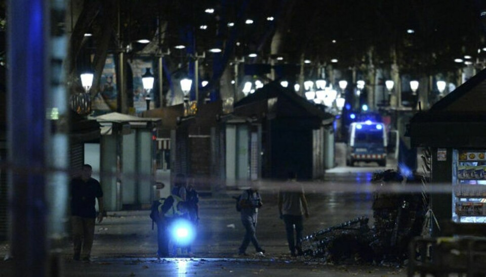 Spansk politi slog natten til fredag til mod formodede terrorister i byen Cambrils, der ligger syd for Barcelona. Aktionen blev iværksat, efter at den spanske storby blev ramt af et angreb på den turistfyldte gågade La Rambla. Her er 13 foreløbig bekræftet omkommet. Foto: Josep Lago/arkiv/AFP