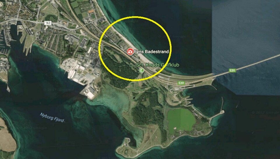 Liget af kvinden blev fundet her ved Fyns Badestrand ved Nyborg. Foto: Google Maps.