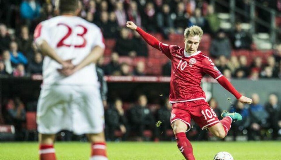 Eriksen om landsholdets VM-chance: Vi skal vinde resten Det danske fodboldlandshold taber 0-1 til Montenegro i VM-kvalifikationen. De ligger dermed nummer fire i kvalifikationsgruppe E. Foto: Ólafur Steinar Gestsson/Scanpix