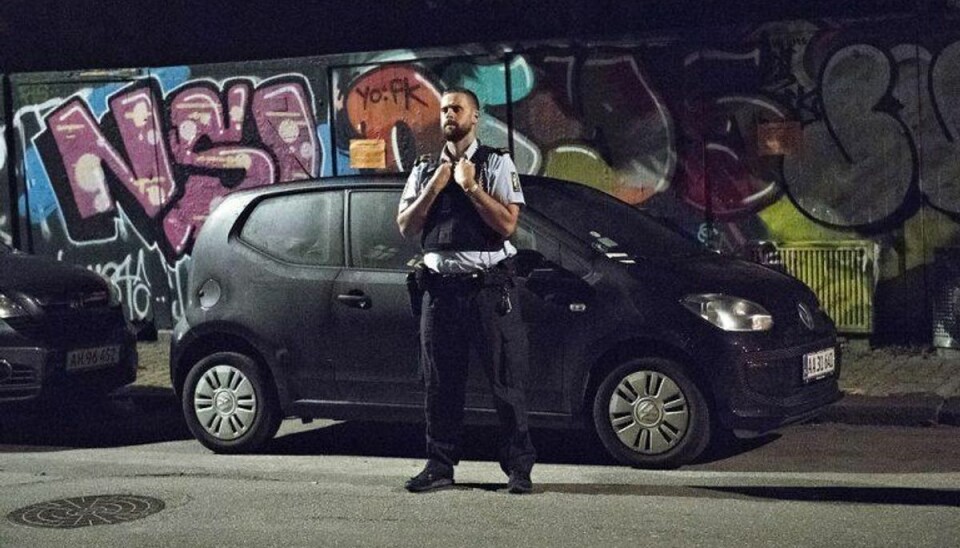 Efter skud mod politi truede tiltalt med at dræbe betjente