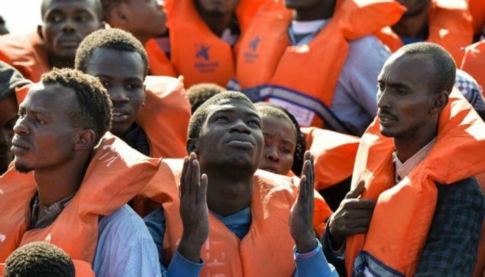 Sådan vil EU-ledere bremse flygtningestrøm Mens mange af de migranter, der de seneste to år er kommet til EU via Tyrkiet og Grækenland, er krigsflygtninge fra Syrien, har de afrikanske migranter, der kommer via Libyen ifølge statsminister Lars Løkke Rasmussen (V) “ikke en kinamands chance” for at få asyl. Foto: Andreas Solaro/AFP
