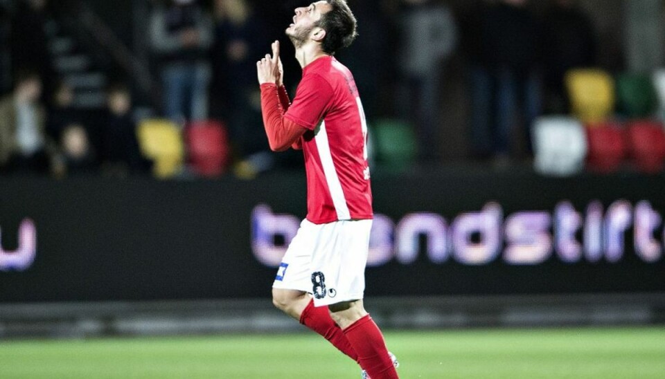 Superliga-spiller: “Jeg er kategorisk imod homoseksuelle” Silkeborgs Davit Skhirtladze har tidligere udtalt sig negativt om homoseksuelle i en SMS, men kaldet det nu for en overreaktion. Foto: Henning Bagger/Scanpix
