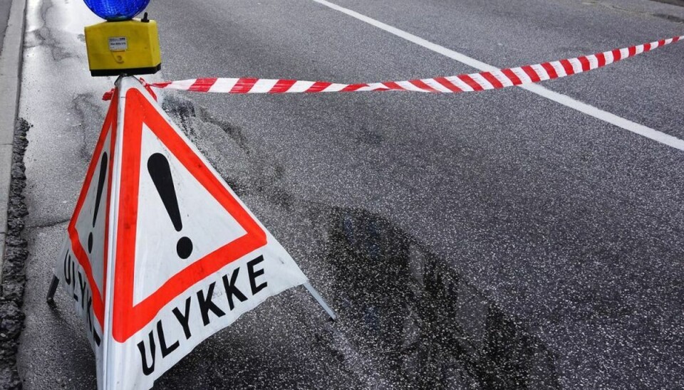 Indsatsleder måtte springe for livet Kenneth Hørdum er ikke imponeret over bilisters opførsel ved ulykkessteder. Foto: Scanpix.