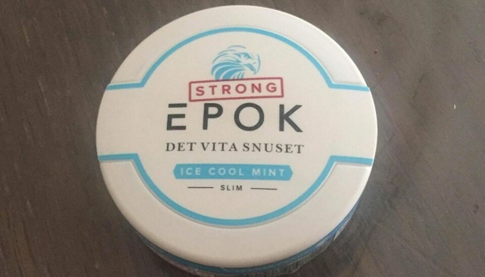 Det var denne dåse snus, som Mette fandt på datterens værelse. Foto: Privat. Det var denne dåse snus, som Mette fandt på datterens værelse. Foto: Privat.