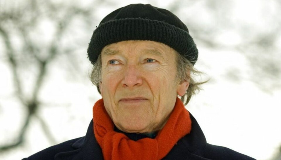 Filminstruktøren Ole Roos er død Ole Roos er død efter kort tids sygdom. Han blev 80 år. Foto: Susanne Mertz/Scanpix (Arkivfoto)