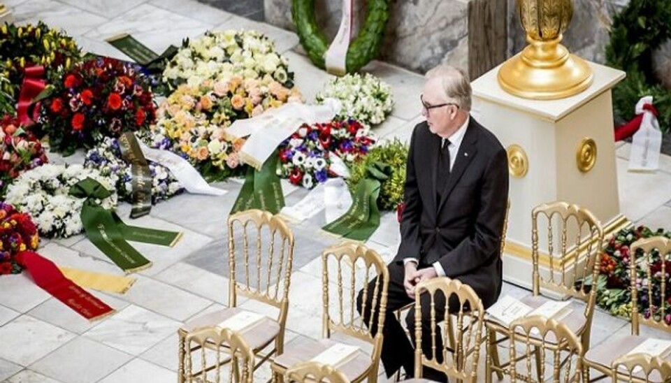 Prins Henrik havde kun én ven med til sin bisættelse