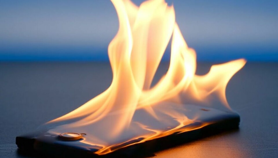 Du skal tænke dig godt om, når du lægger din telefon fra dig. KLIK videre og bliv klogere. Foto: Scanpix Du skal tænke dig godt om, når du lægger din telefon fra dig. KLIK videre og bliv klogere. Foto: Scanpix
