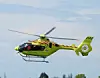 Der kaldt flere ambulancer og en helikopter til ulykken. Foto: Colourbox