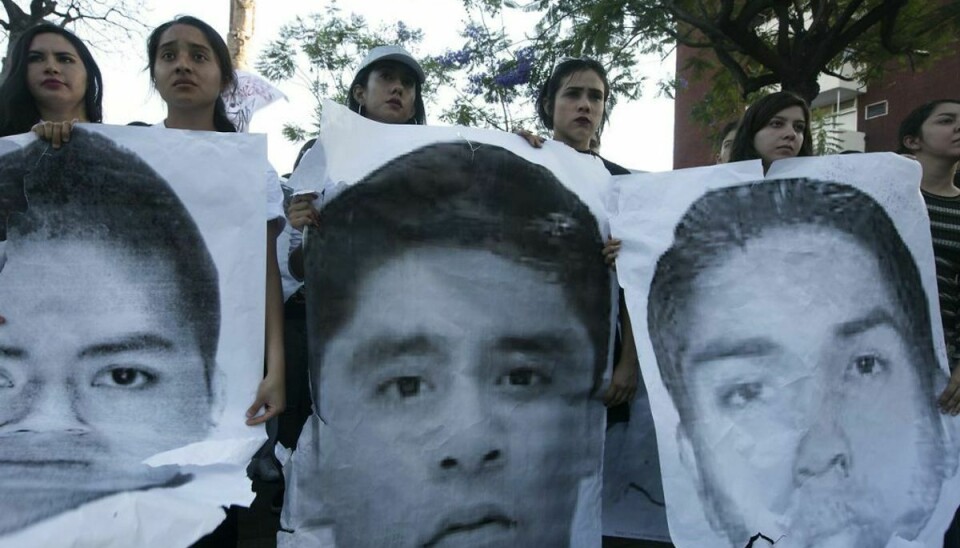 I slutningen af april protesterede utallige mexicanere mod det meningsløse drab på de tre filmstuderende. Foto: Scanpix