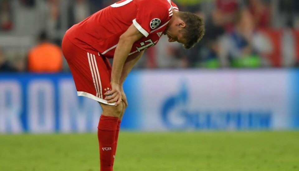 Bayern startede bedst men sluttede som taber mod Real Thomas Mueller og resten af Bayern-spillerne måtte forlade hjemmebanen som tabere. Foto: Scanpix/Thorsten Wagner