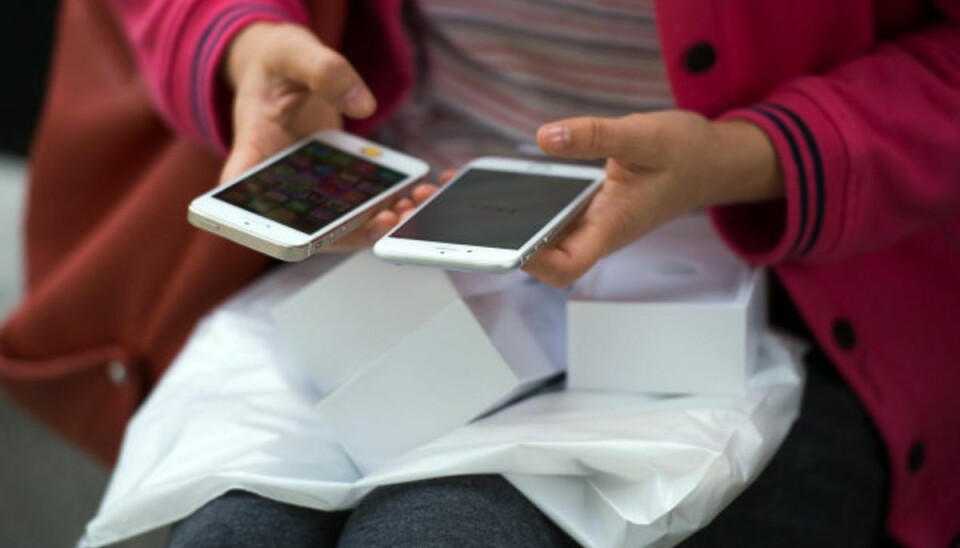 Ny opdatering til iphone: Særligt én grund gør, at du bør opdatere med det samme Iphones og andre Apple-enheder tilbage fra september 2013 bliver hurtigere af den nyeste systemopdatering fra techfirmaet. Opdateringen iOS12 ventes i den færdige version til efteråret. Foto: Johannes Eisele/arkiv/AFP