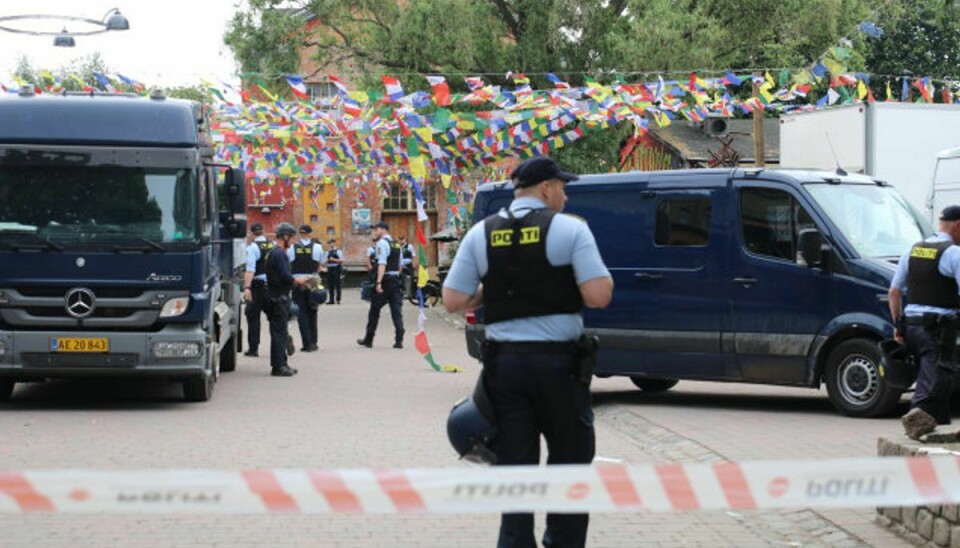 Politiet rydder Pusher Street på Christiania søndag den 27 maj 2018. En anden episode på fristaden får nu stor opmærksomhed. Foto: Mathias Øgendal/Scanpix