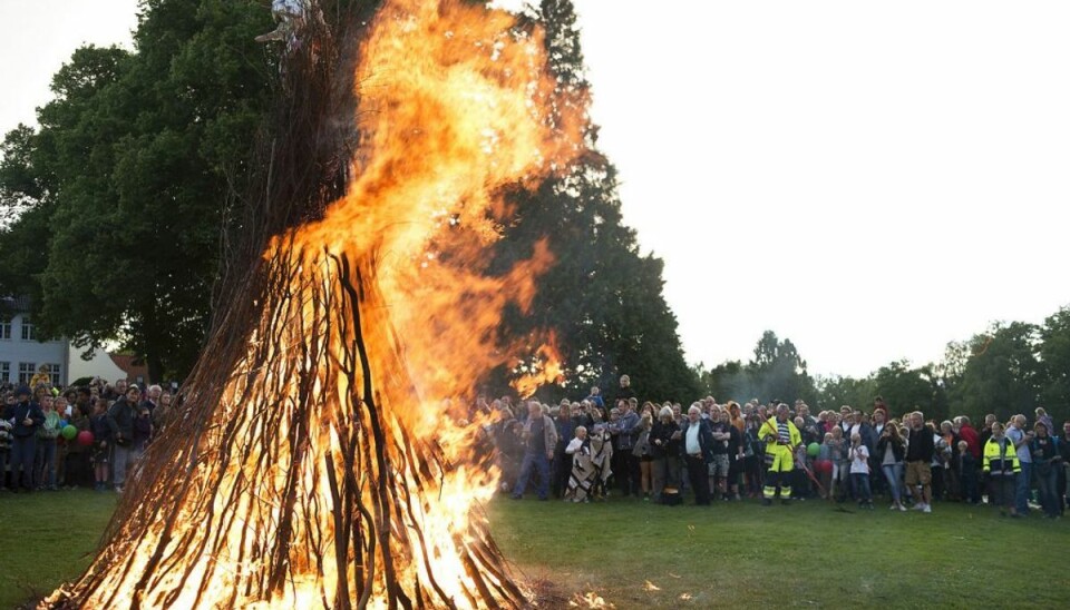 På lørdag fejrer vi sankthans – eller Sankt Hans? (Foto: Claus Bech/Scanpix)