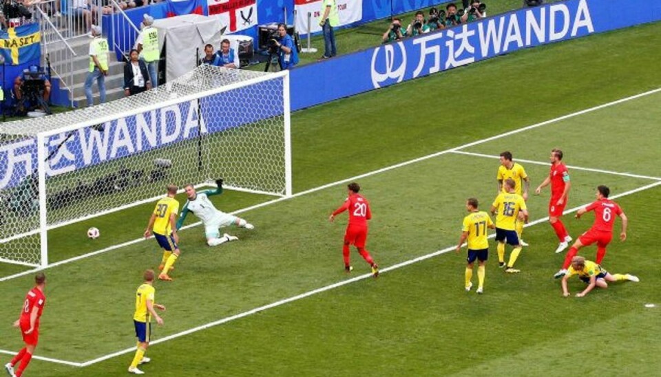 Harry Maguire bragte England foran 1-0 mod Sverige efter en halv time i kvartfinalen ved VM. Foto: David Gray/Reuters