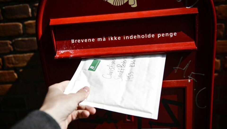 Først modtog Frank alle på vejens breve, så klagede han til Postnord: Så kom der ingen breve overhovedet Frank Green Strathe har længet måtte kigge langt efter sin post. (Foto: Mathias Løvgreen Bojesen/Scanpix)