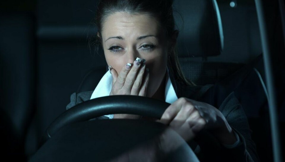 Ny forskning: Derfor bliver du træt når du kører bil Forskere kunne allerede efter et kvarters kørsel måle en stigende træthed. (Foto: Shutterstock)