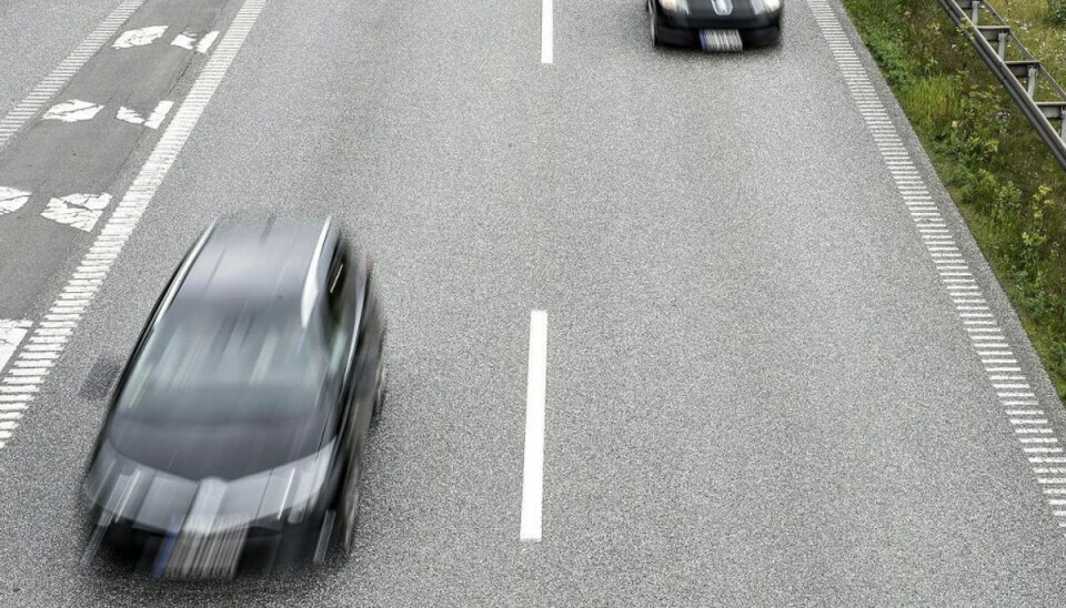 Ny anmeldelse om stenkast Politiet spærrede sydmotorvejen for at lede efter spor. Arkivfoto: Scanpix