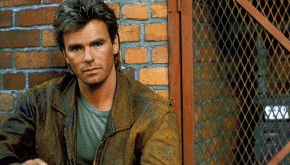 Mand i koma efter voldsom ulykke under optagelser til legendarisk tv-serie Richard Dean Anderson som MacGyver i den originale tv-serie, der blev optaget fra 1985 til 1992. (Foto: Scanpix)