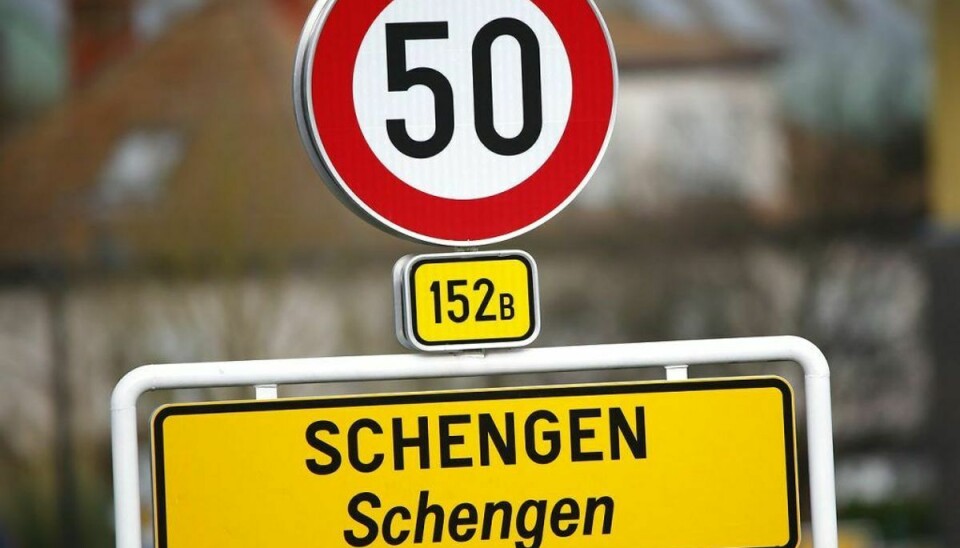 Du skal kunne vise dit pas i Schengen lande. Foto: Scanpix/Wolfgang Rattay